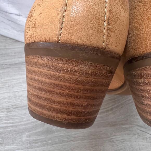 Lucky Brand Shoes Womens Size 10M Tan Mahzan Slip On Leather Suede Loafers - Picture 8 of 16